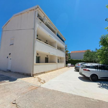 Apartmani Postonjski Privlaka  Esterno foto